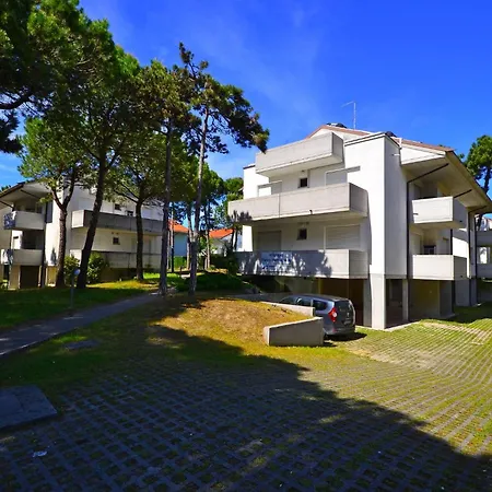 Apartment Perfect In A Lignano Sabbiadoro